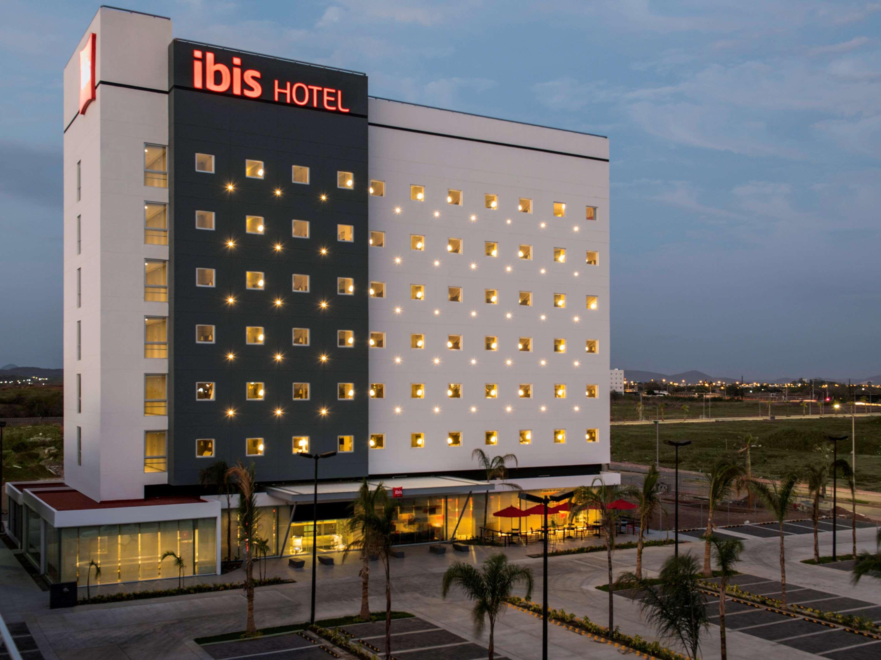 Ibis Mazatlan Marina Hotel Екстериор снимка